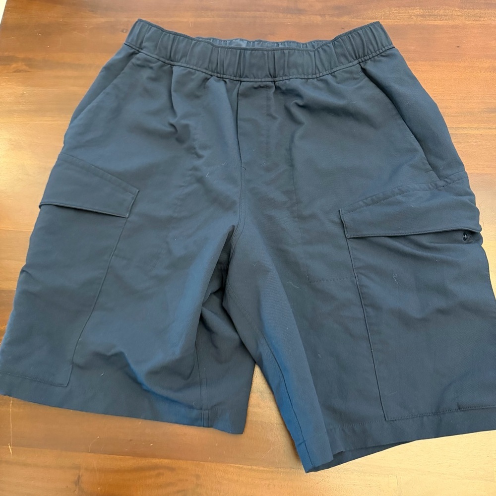 Lululemon Stretch Cotton VersaTwill Cargo Pocket Shorts True Navy (M4) - Picture 6 of 8